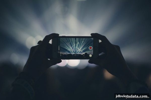 jdb电子游戏官网：闲庄玩法深度攻略——规则解析、资金管理及充值安全，直击雷霆战警