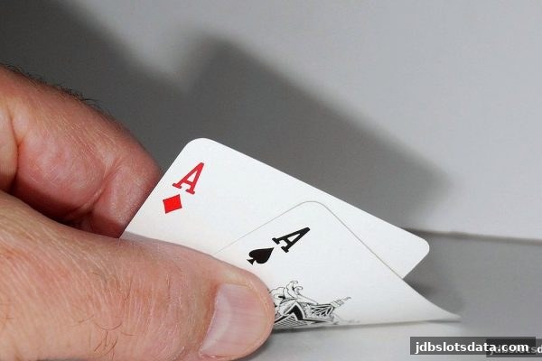 在jdb电子游戏官网掌握麻将博弈：战术、心态与进阶之道