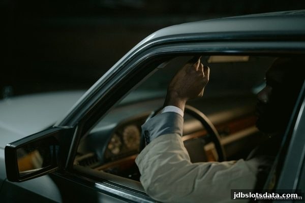 jdb电子游戏官网解析：波动性玩法全攻略与理性参与指南